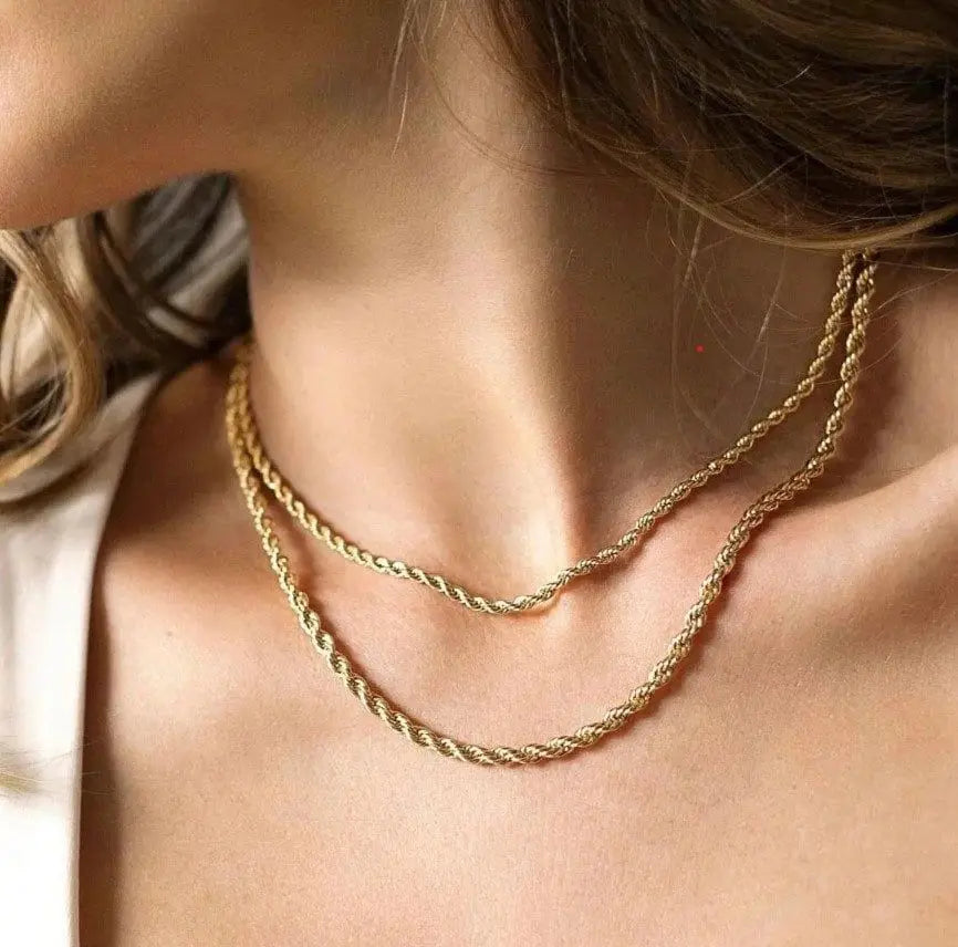 Curb Twist Band